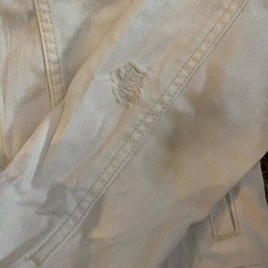 Mudd NWT white distressed denim jacket